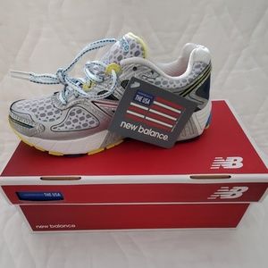 ***SALE***New Balance Running Course Shoes NWT